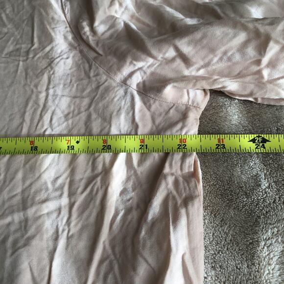 BeachLunchLounge Women's Lace-up long sleeve Blush Top Sz L - Picture 2 of 5